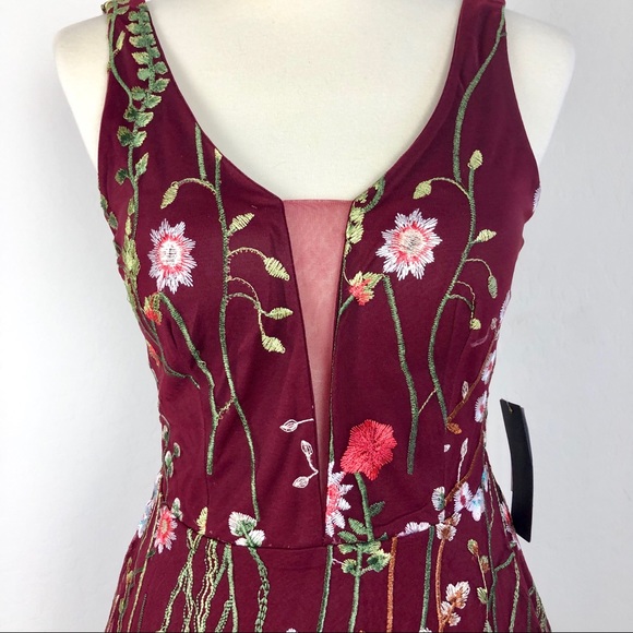 Jodi Kristopher Floral Embroidered Dress - Picture 3 of 8